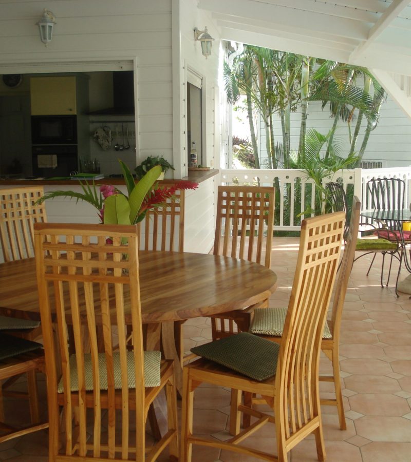 04R - Terrasse et cuisine